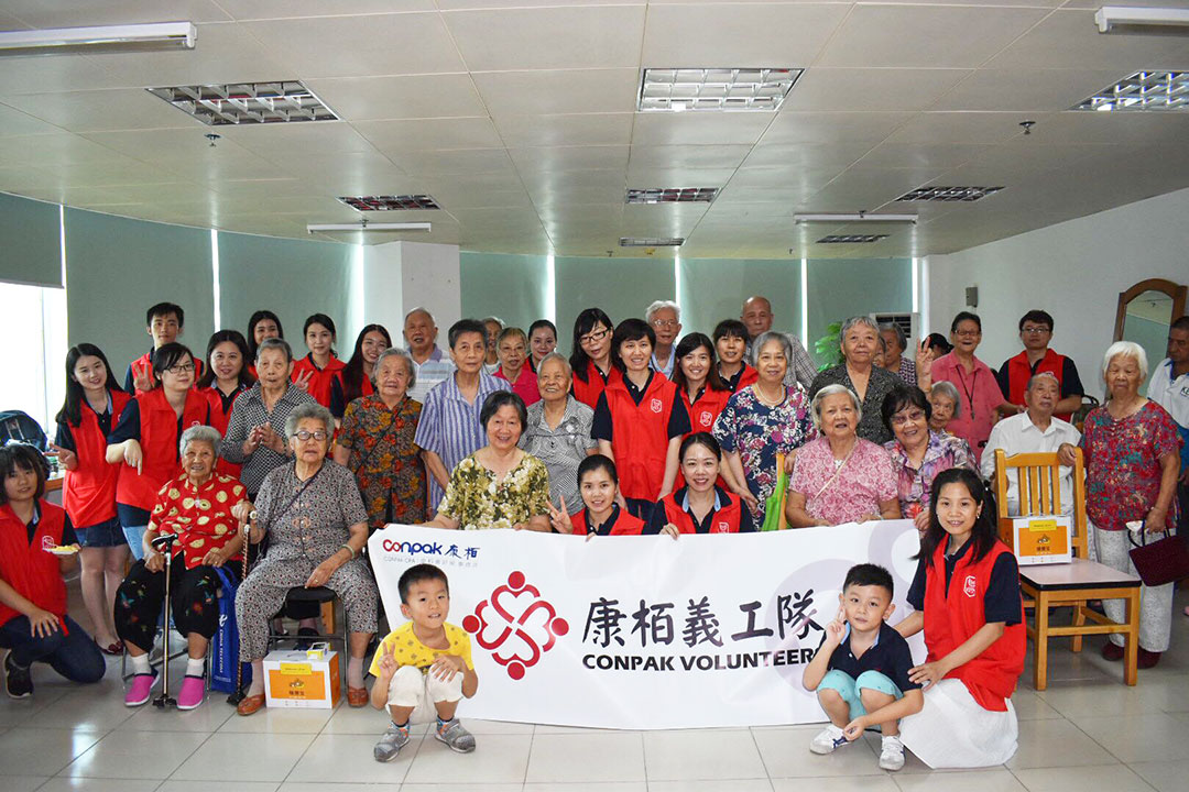 探訪深圳市福田區(qū)福利中心長者